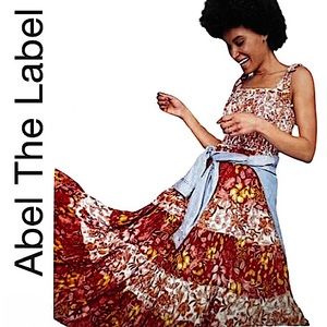 ANTHROPOLOGIE.ABEL THE LABEL.“NWT” Lisbon Maple Tiered Floral Maxi Dress.XS-OVS.